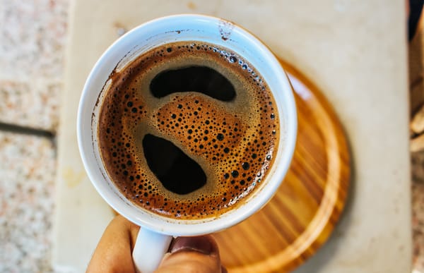 Der wahre Preis deines Kaffees: Warum der C-Preis unfair ist – und wie wir es besser machen